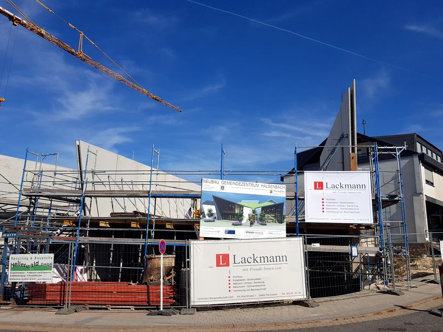 MS-Betonwerk Hohlplattenlieferung in beengter innerstädtischer Baustelle